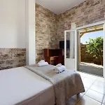 Sea Breeze Paros Iii Apartmán *