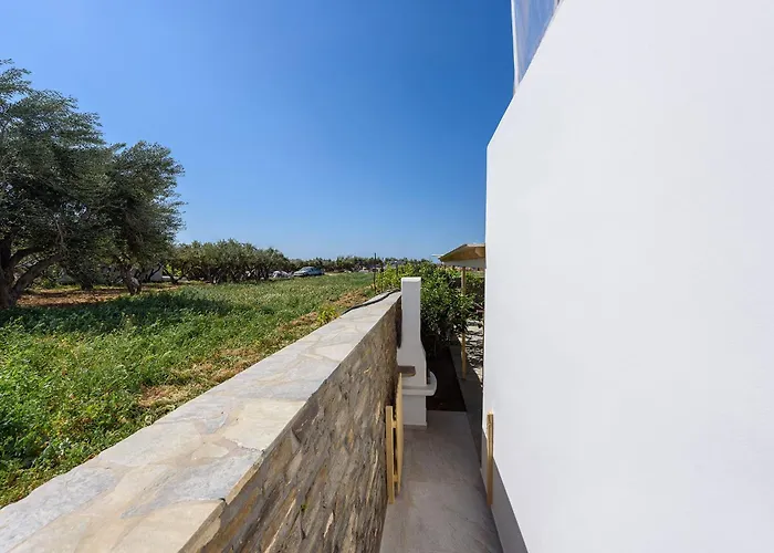 Sea Breeze Paros Iii